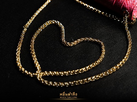 กระเป๋าสายโซ่แบรนด์